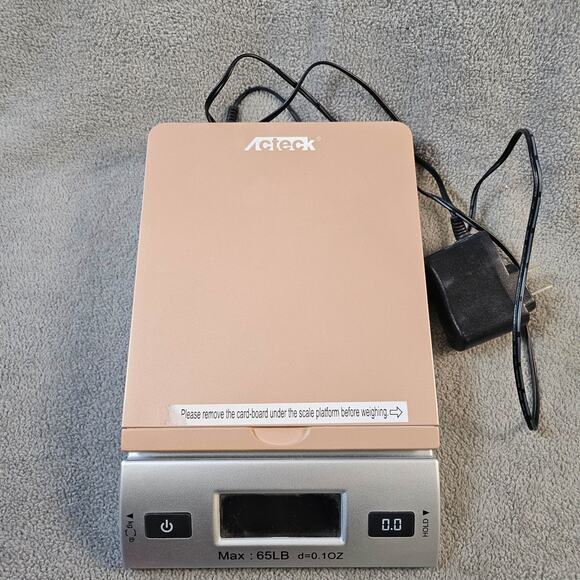 65Lb x 0.1 Oz Backlit Digital Shipping Postal Scale in Rose Gold - Picture 2 of 2